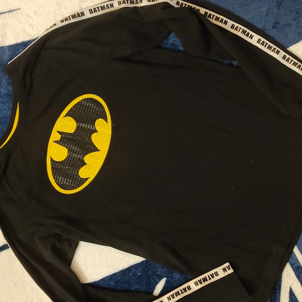 Batman Shirt - Picture 2 of 6